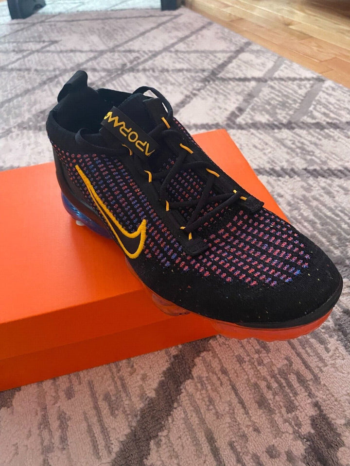 Nike Kids' Air VaporMax 2021 FK Sneaker in Black/Gold Photo Blue Size 7