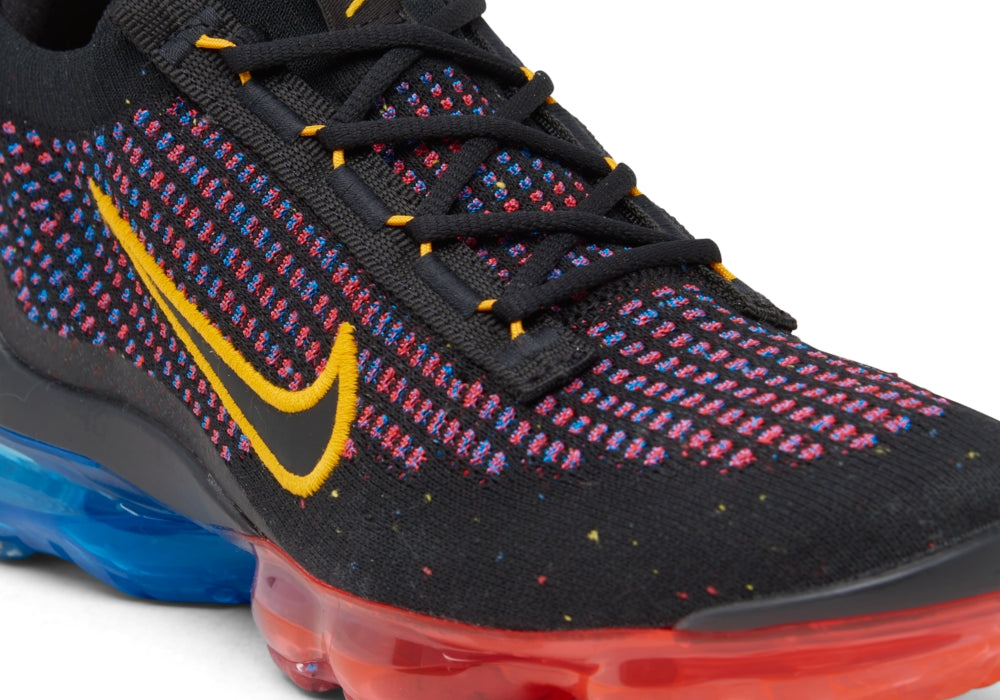 Nike Kids' Air VaporMax 2021 FK Sneaker in Black/Gold Photo Blue Size 7