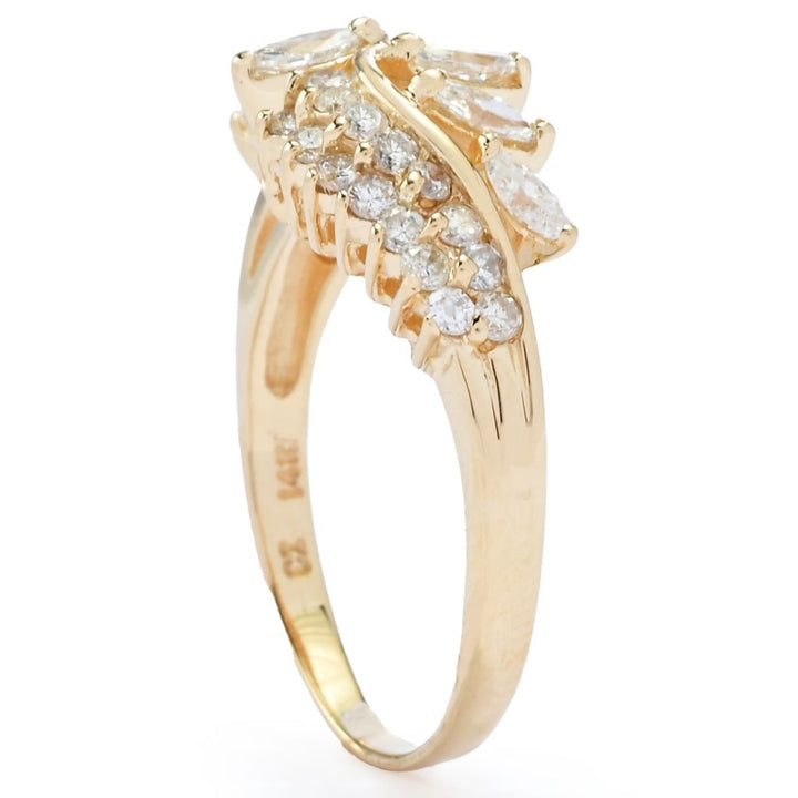 14K Gold 1.00ctw Round & Marquise Diamond Ring, 3.4 grams