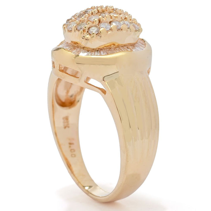 14K Gold 1.00ctw Round & Baguette Diamond Ring, 6.8 grams