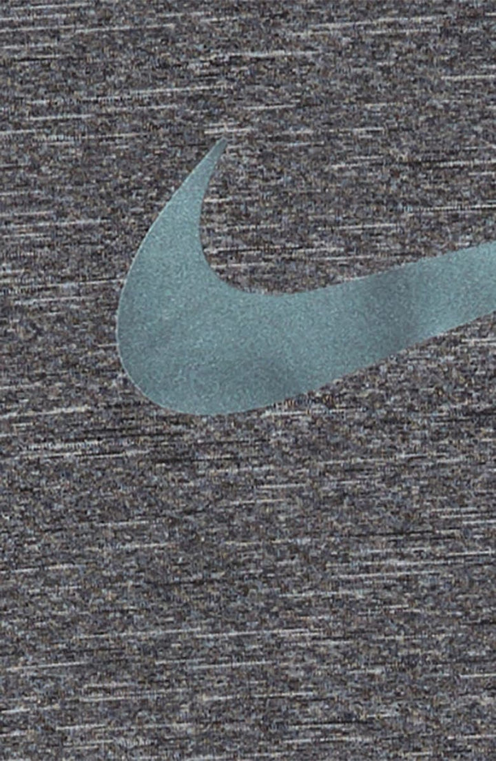 Medium Size Nike Dry Rashguard in University Red