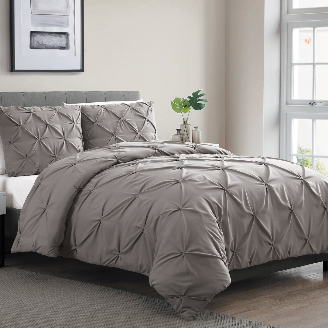 Vcny Home Carmen 3-Pc. Ruched Duvet Cover Set Bedding Gray Size Queen