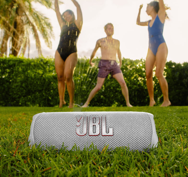 JBL Flip 6 Portable Bluetooth Speaker Waterproof Wireless - White