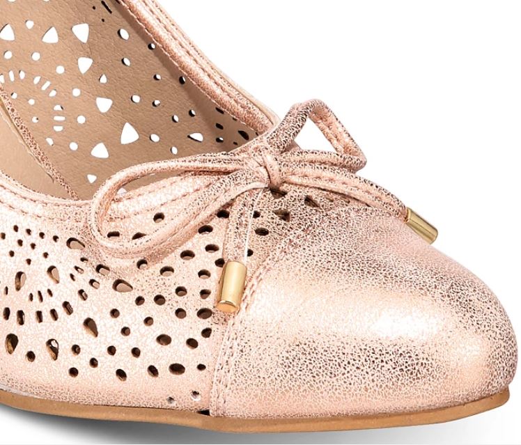 Rialto Women's Cameka Dress Toe Cap Wedges Orange Size 10 M