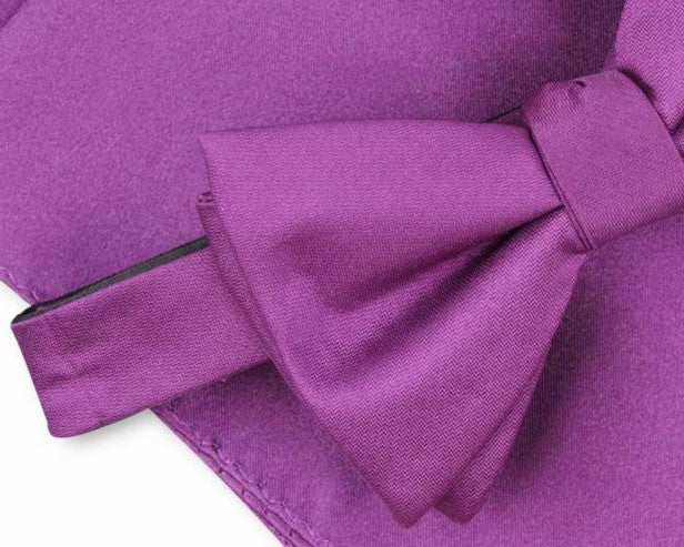 Alfani Men's Solid Textured Pre-Tied Bow Tie & Solid Textured Pocket Square Set Purple Size Regular