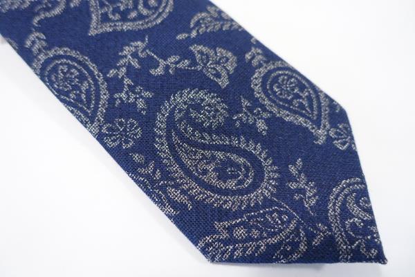 Bar III Men's Glenn Pine Paisley Skinny Tie Navy Size Regular